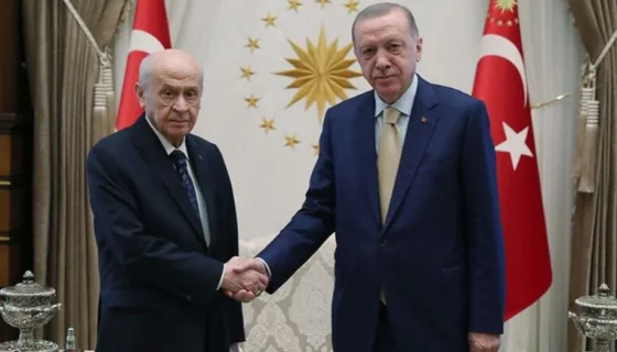 Sefer Selvi çizdi..