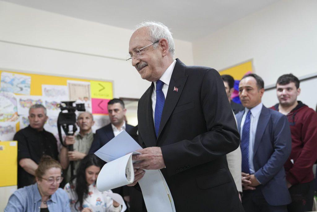 Kılıçdaroğlu’nun adaylık ve parti içine yönelik sert mesajlar verdiği çıkışı, CHP içinde nasıl yorumlandı?