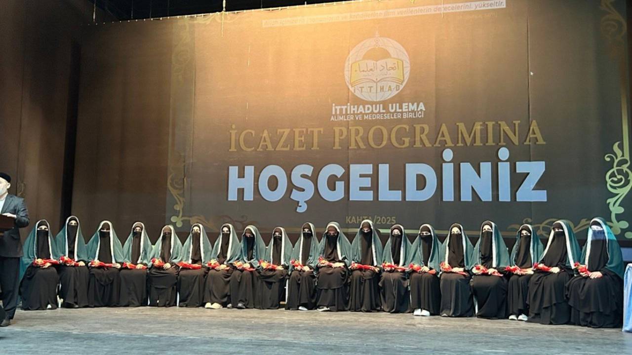 102 yıl önce kapatılmışlardı: Medreseler Birliği'nden gövde gösterisi gibi 