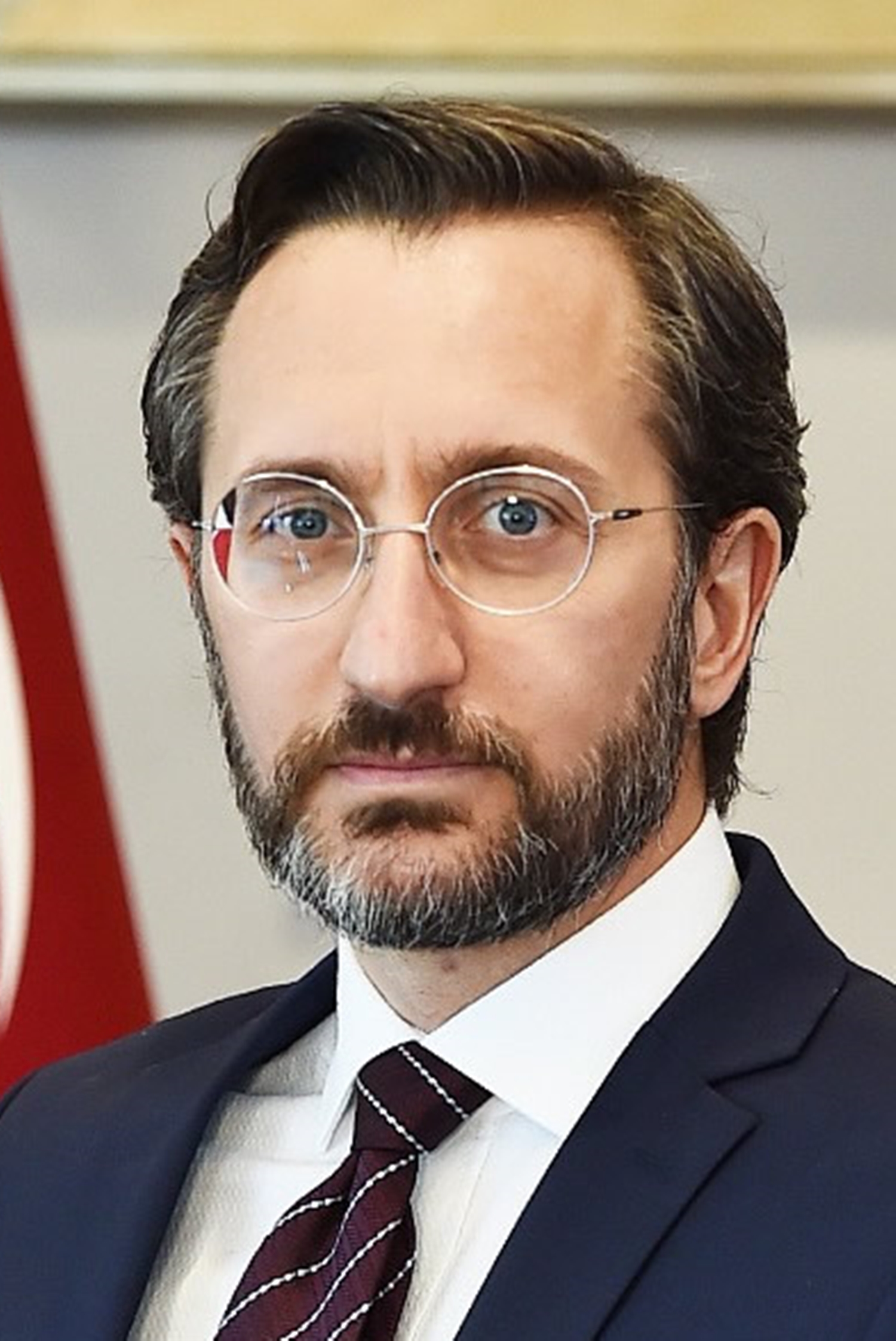Fahrettin Altun’dan yerel medyaya göçmenler için olumlu haber talimatı