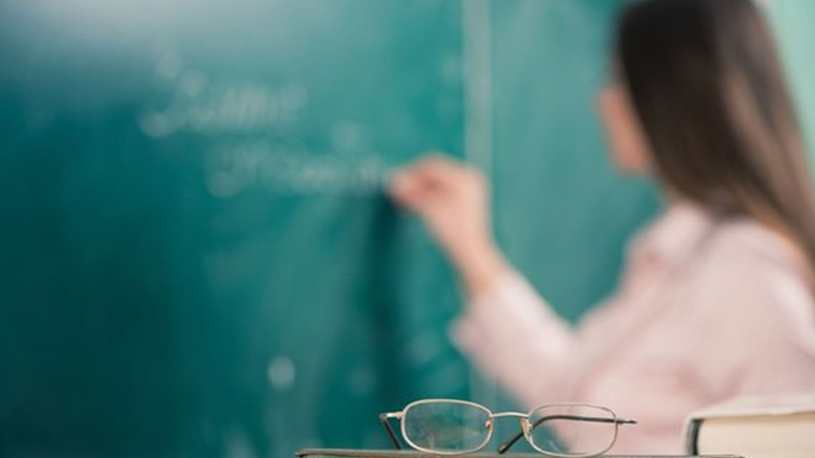 Öğretmenler iş bıraktı: Öğretmenlik Meslek Kanunu iptal edilsin