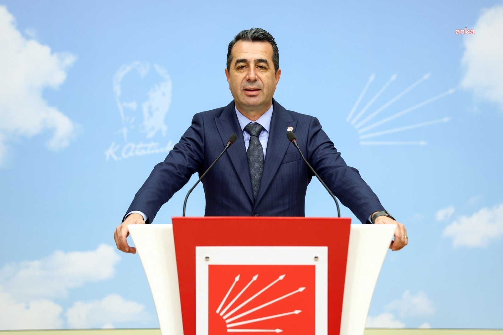 CHP GENEL BAŞKAN YARDIMCISI ERHAN ADEM:  “AKP’NİN HAYVANCILIK YOL HARİTASINA GÜLER MİSİN, AĞLAR MISIN?