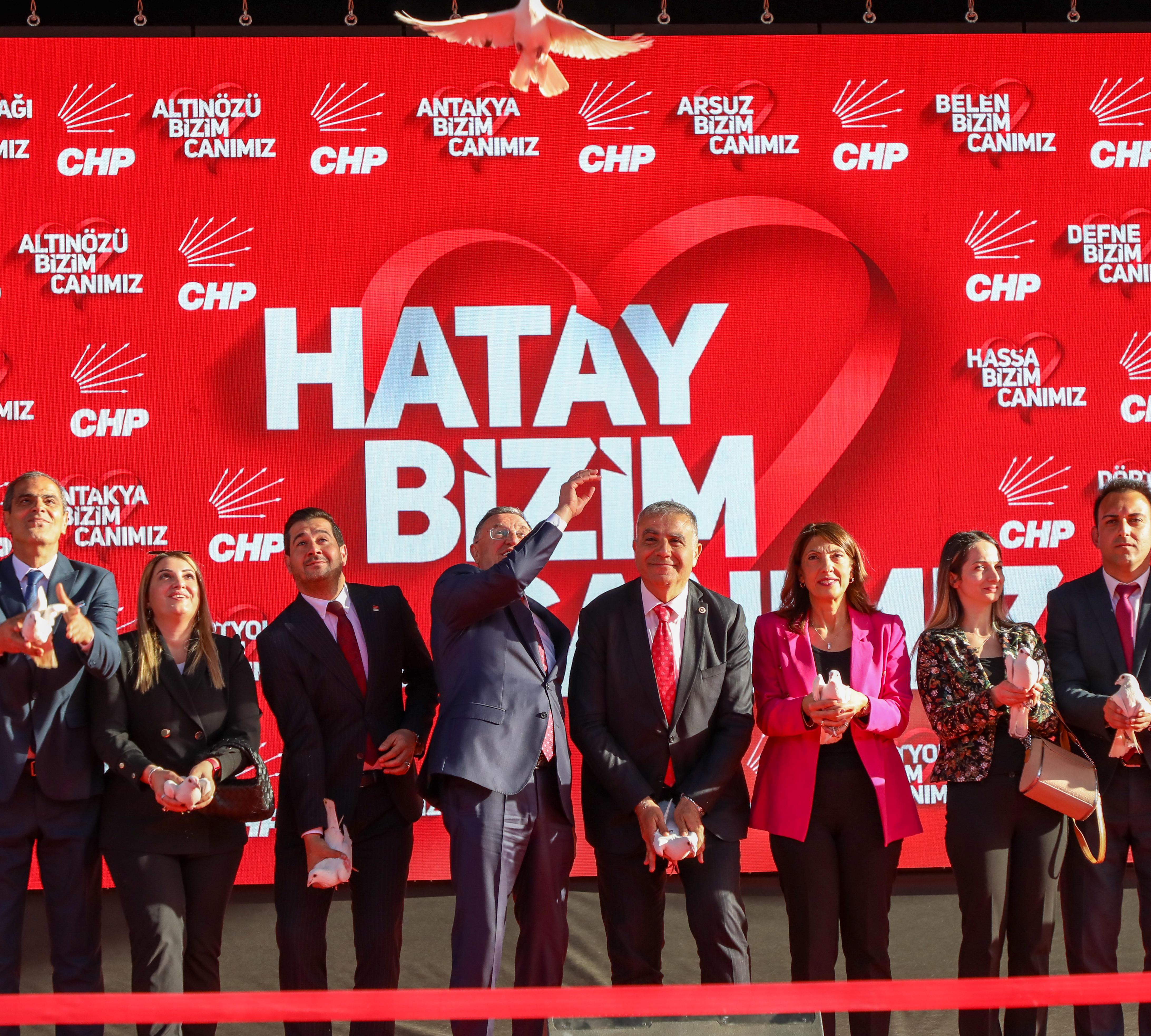 LÜTFÜ SAVAŞ’TAN İLK ETABI 7643 DAİRE OLAN KONUT ATAĞI...