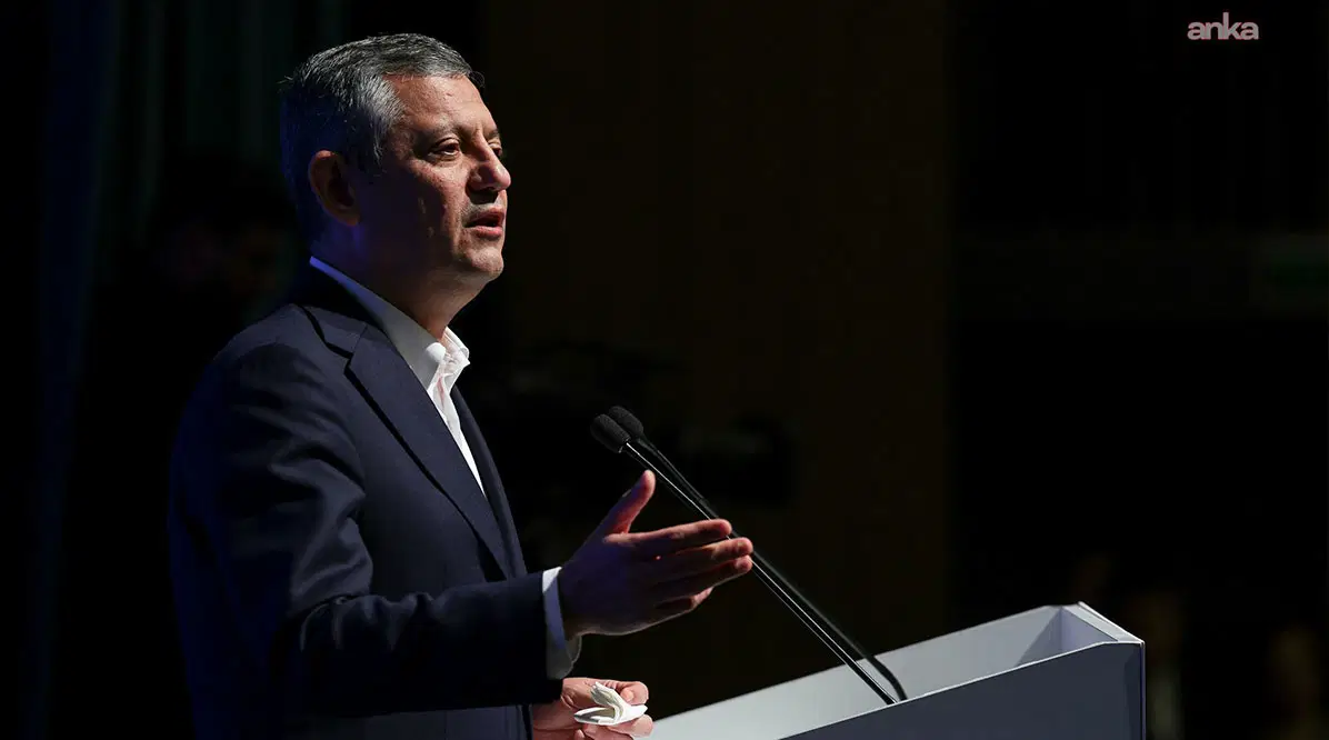 6 Şubat depremlerinin üzerinden 1000 gün geçti... Özgür Özel: Sorumlular korunuyor, suçun kurumsal boyutu gizleniyor