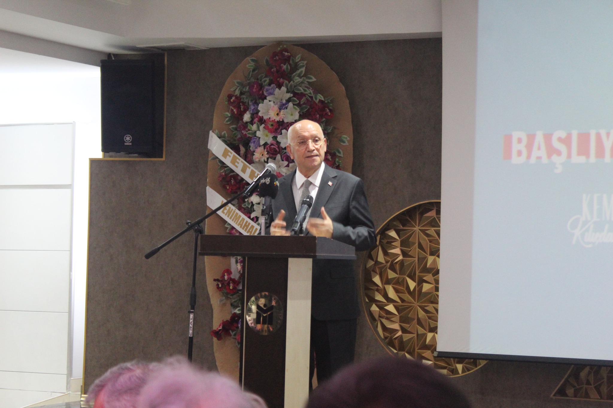 FETHİ YAŞAR'DAN AĞABEYLİK