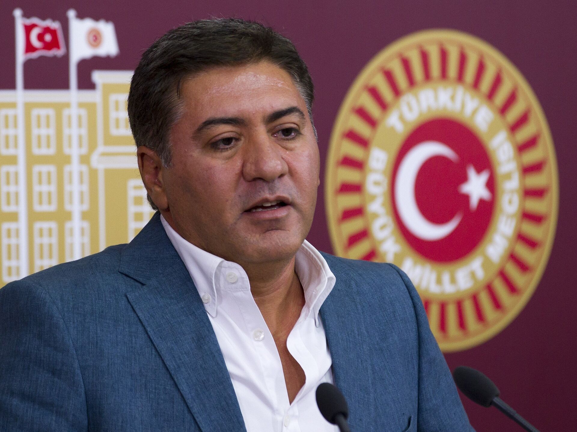 Uzman hekim açığı patladı, iktidar personel alımını ikiye katladı