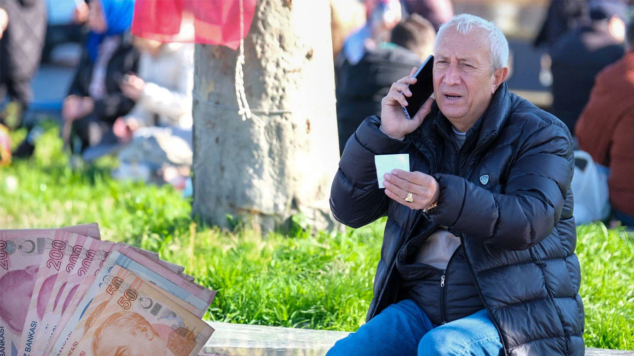 5 maddede emeklilik yasasında değişiklik: Kimi, nasıl etkileyecek?