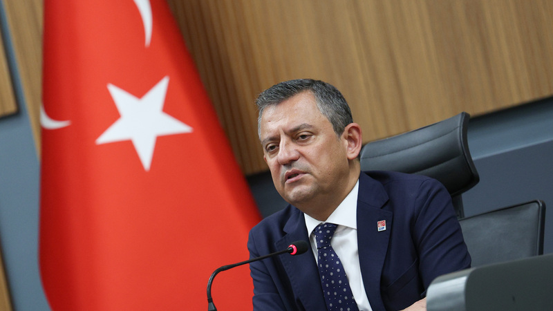 Özgür Özel’den Narin Gürman Açıklaması: “Olayın Tüm Yönleriyle Açığa Çıkarılmasını Temenni Ediyorum”