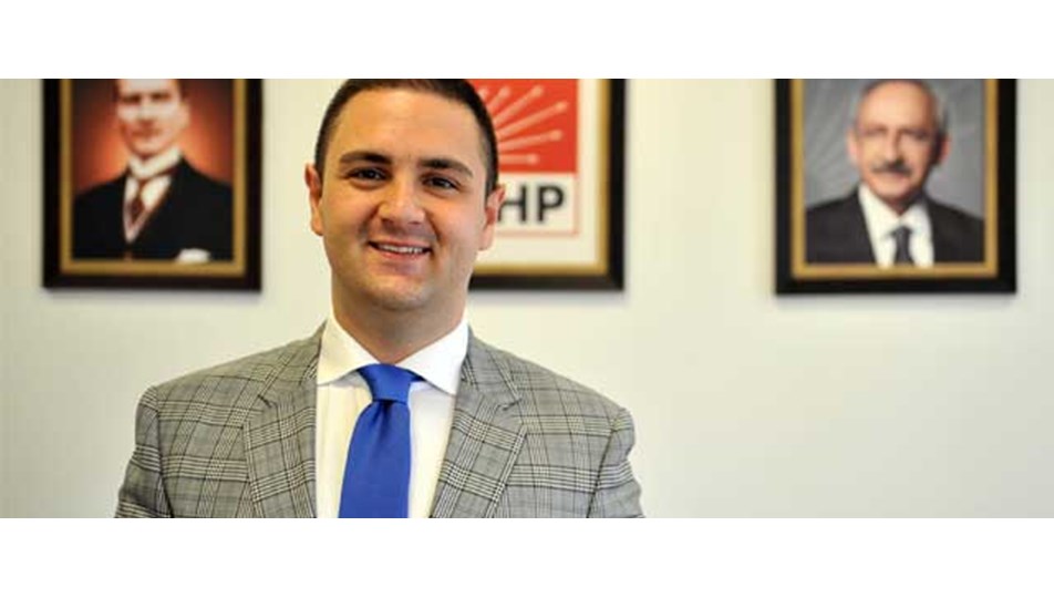 CHP Ankara Milletvekili Umut Akdoğan'dan Örnek Tavır 43 günlük çalışma raporunu kamuoyuna sundu.