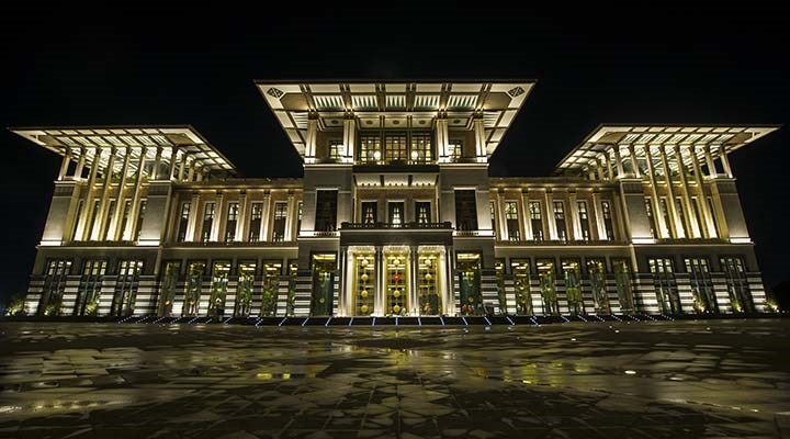 Birgün Yazarı Timur Soykan: Rüşvet ağında 30 soru