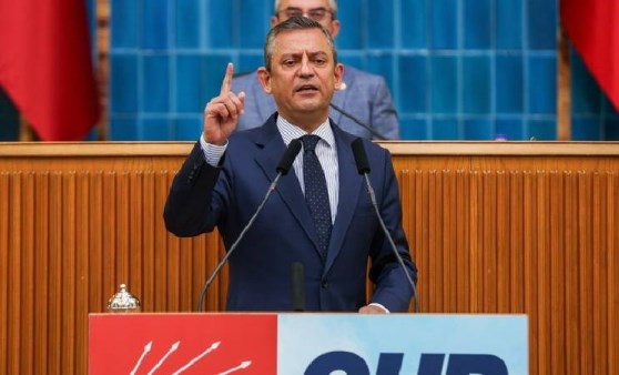 ÖZGÜR ÖZEL’DEN ‘CUMHURBAŞKANI ADAYI’ AÇIKLAMASI: ‘SÜRECİN İLK GÜNÜNDEYİZ’…