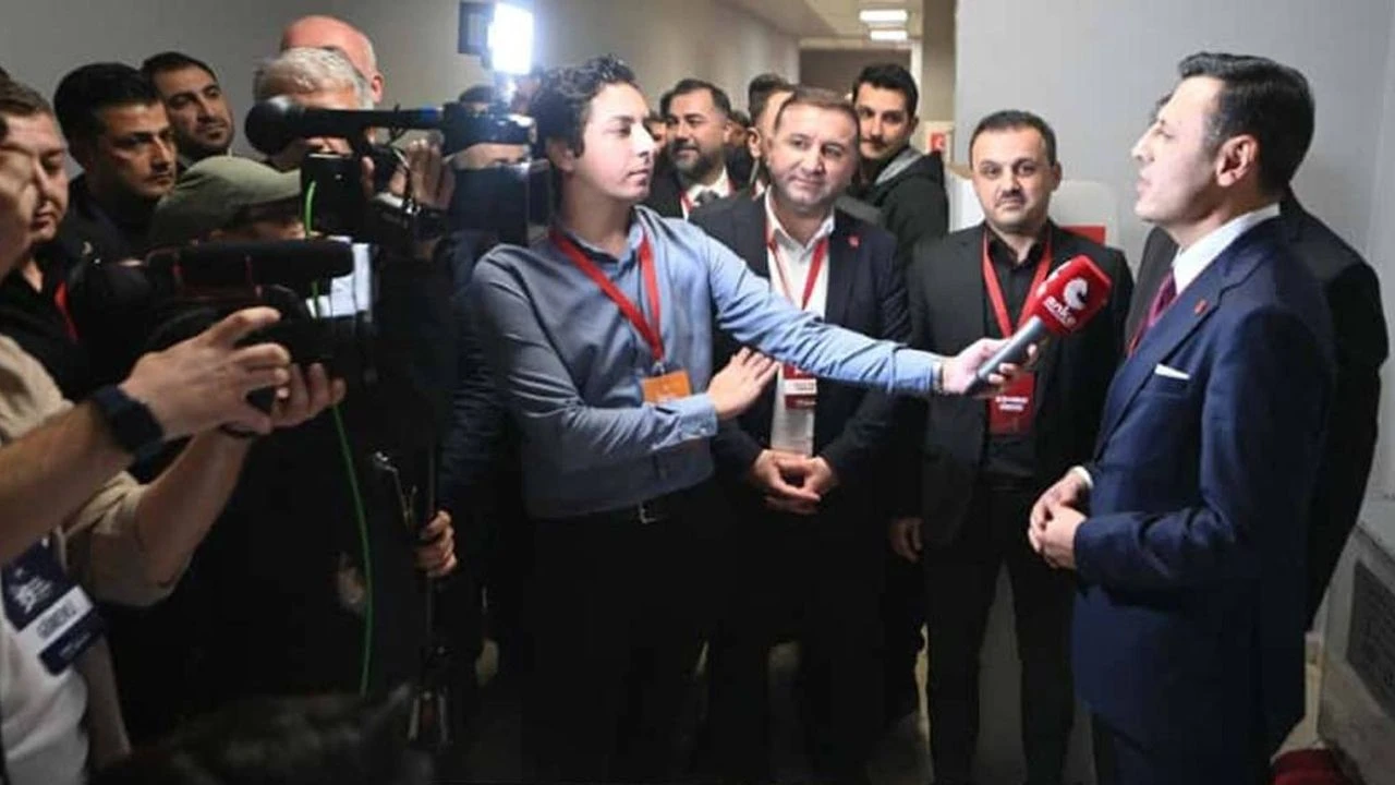 Özgür Çelik yeniden il başkanı seçildi! İşte yönetimi...