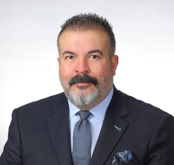 DEVRİM BARIŞ ÇELİK’TEN: TÜRK SİYASETİNDE YENİ DÖNEMEÇ: BARIŞ MI, PRAGMATİZM Mİ?…