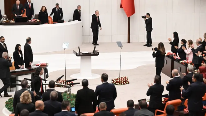Kılıçdaroğlu: Bugün partimizi gururlandıran bütün milletvekillerini saygıyla selamlıyorum...