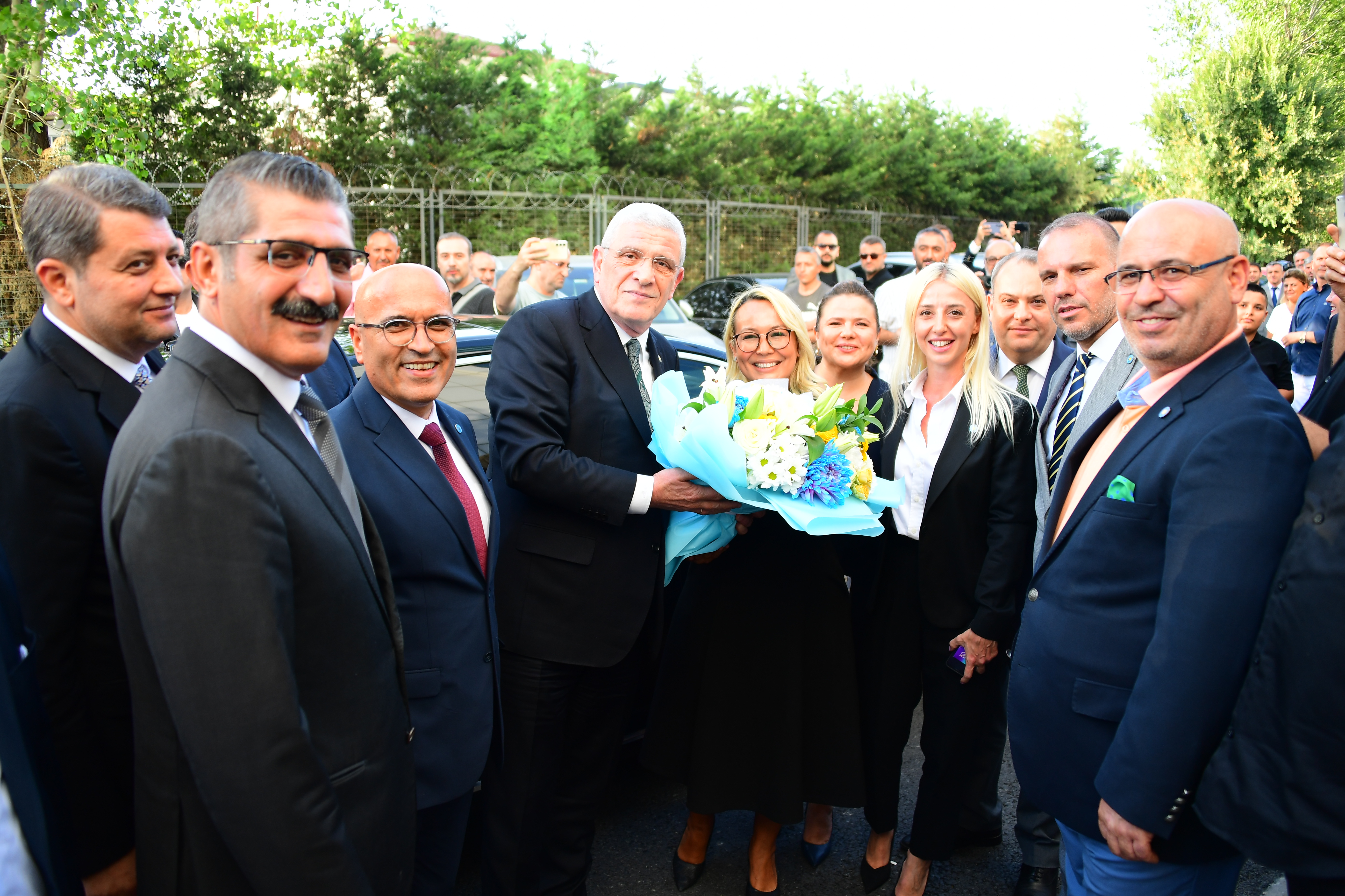 Müsavat Dervişoğlu: Kim Gittiyse Kapım Ardına Kadar Açık...