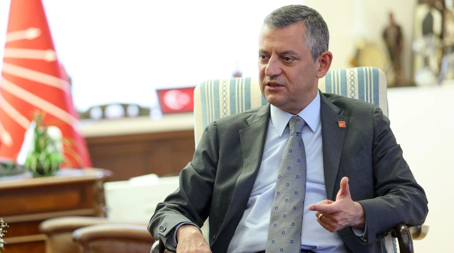 Özgür Özel komisyon için çerçeveyi çizdi!