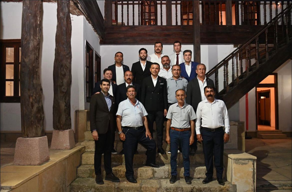 CHP İSTANBUL İL BAŞKANI ÖZGÜR ÇELİK'TEN SİVAS'TA ÖRNEK ÇALIŞMA...