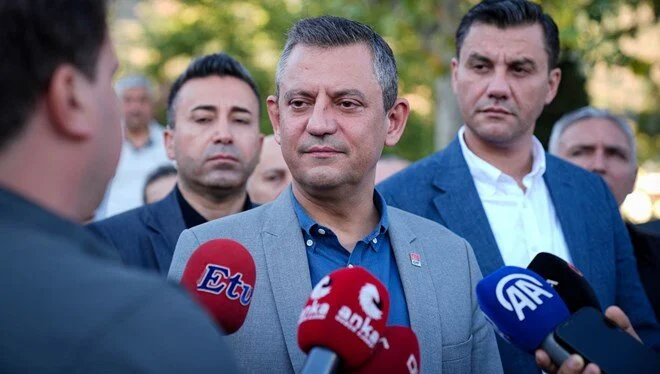 Özel, Erdoğan'ın 'hazmedemedi' sözlerine yanıt verdi: 'Bizim üzerimizden iletişim kuruyorlar'