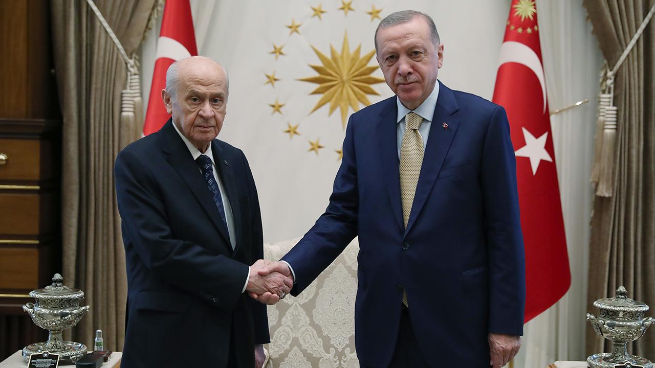 Erdoğan’ın, diplomatik ziyaretlerinin ardından Bahçeli ile görüşeceği ileri sürülüyor...