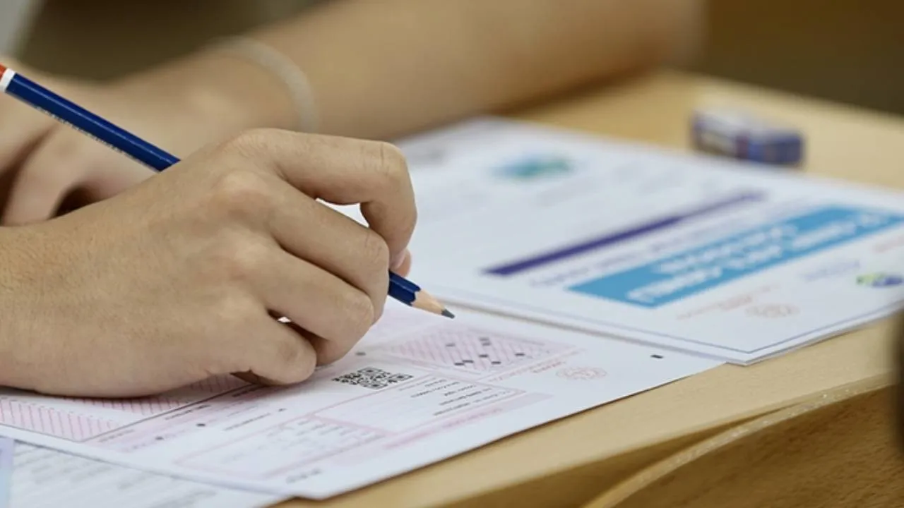 YKS istatistiklerinde matematik ve fen testlerinde ortalamaların düşüklüğü dikkat çekti..