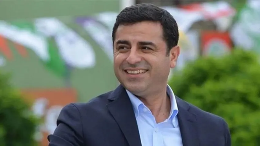 Demirtaş: 'Mahallenin delisi' de deseler asla vazgeçmeyeceğim