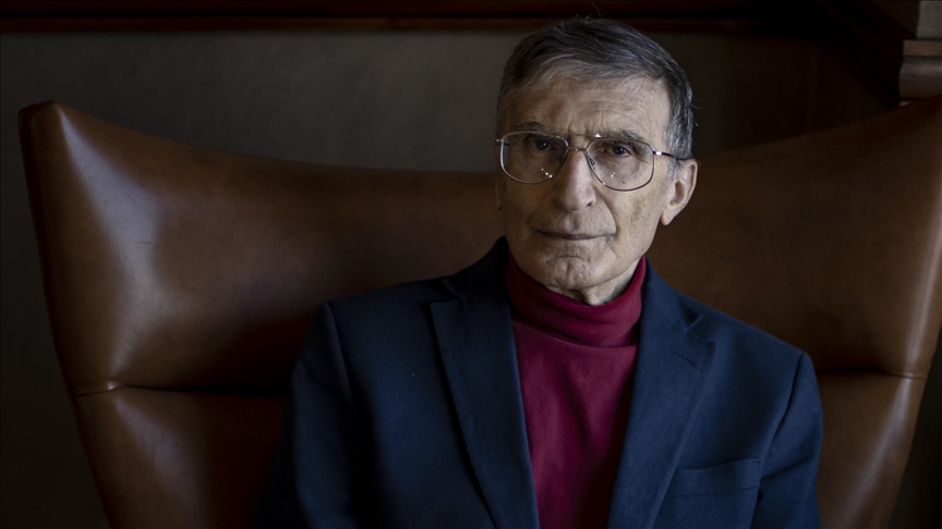 Cumhuriyet Yazarı Orhan Bursalı: 'Aziz Sancar büyük bir keşfe daha imza attı'