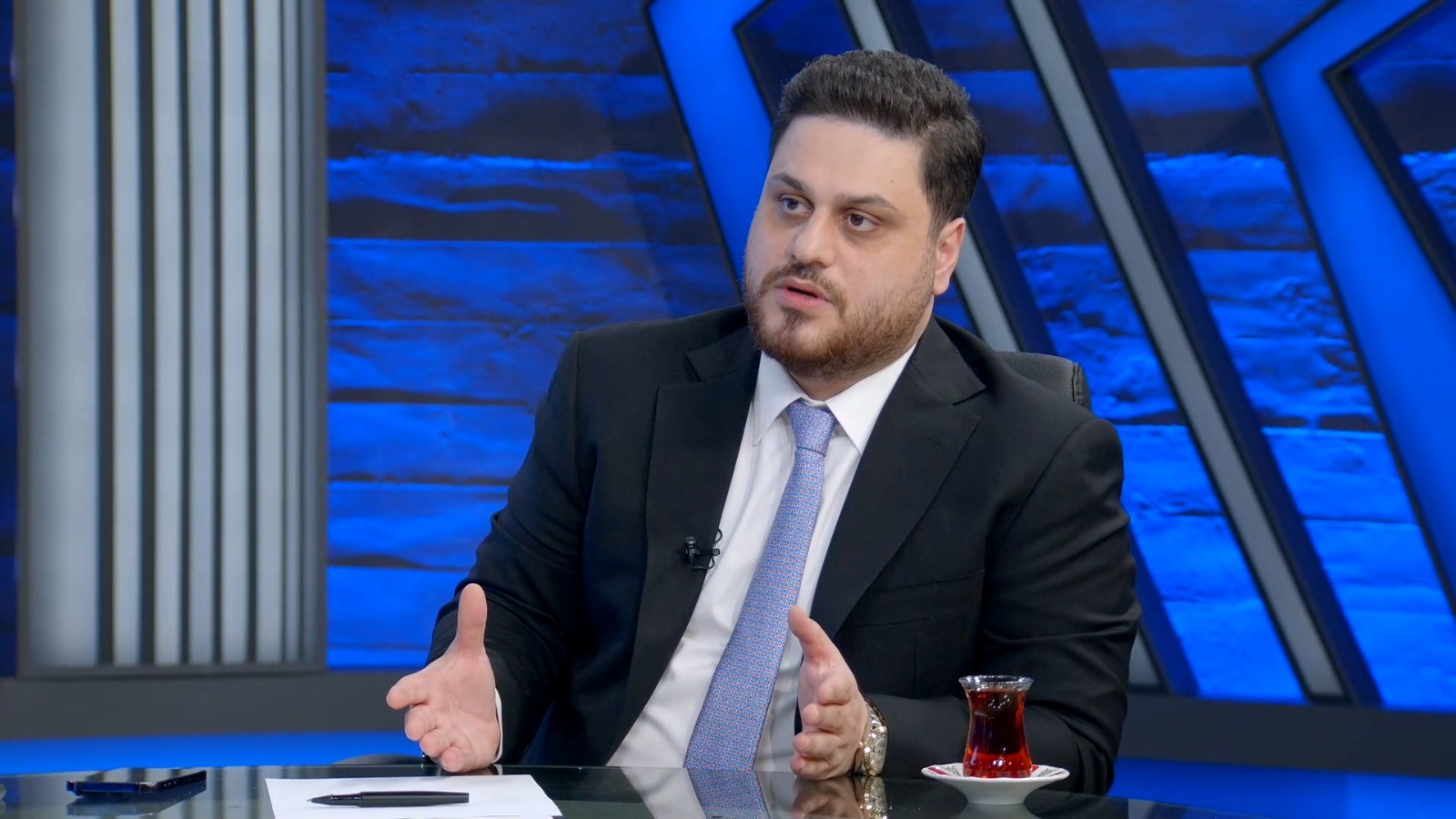 BTP Lideri Baş: Bu coğrafyada her yer karışırken biz nasıl sapasağlam kalabiliyoruz?