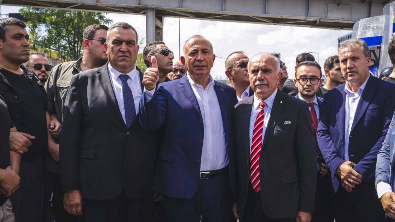 Kayyum Gürsel Tekin programını açıkladı: 'Yarın Özgür Özel'i karşılayacağım'