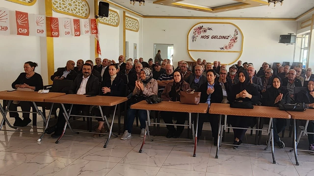 CHP Dodurga İlçe Kongresi’nde yeni başkan Süleyman Başar seçildi!