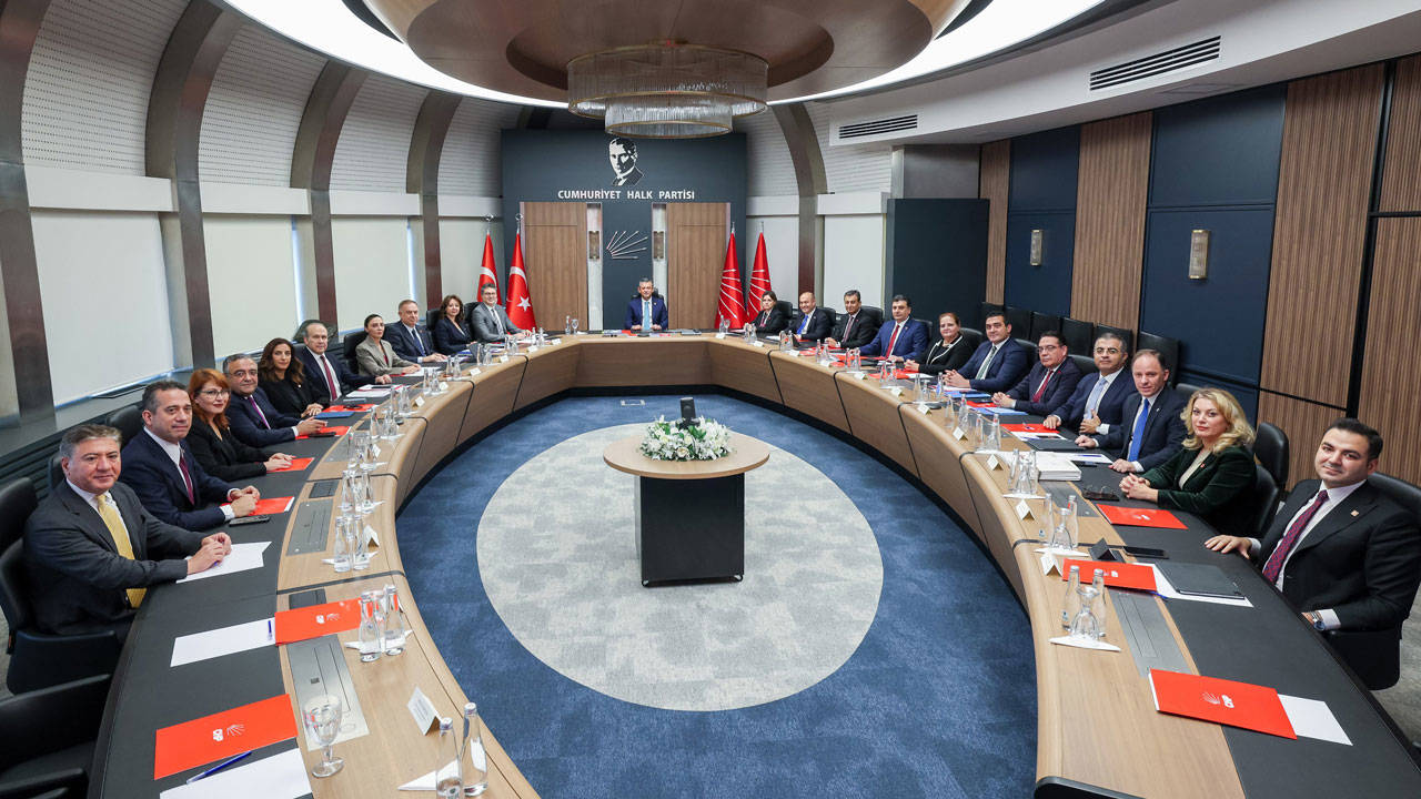 CHP’de ‘seçim kadrosu’ toplandı: Sorunlar belli, reçeteyi yazacağız