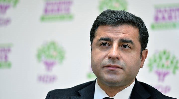 Demirtaş'tan AKP-HDP görüşmesi yorumu: Öküzün altında buzağı aramaya gerek yok
