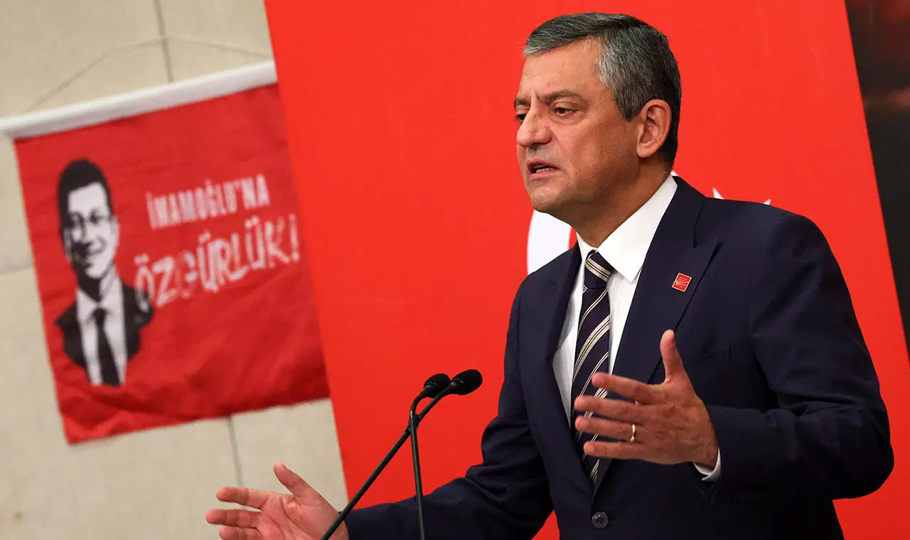 Özgür Özel'den 'Mansur Yavaş' ve 'Meclis protestosu' açıklaması: 'Gelecek sene 1 Ekim'de aynı durum olursa...'