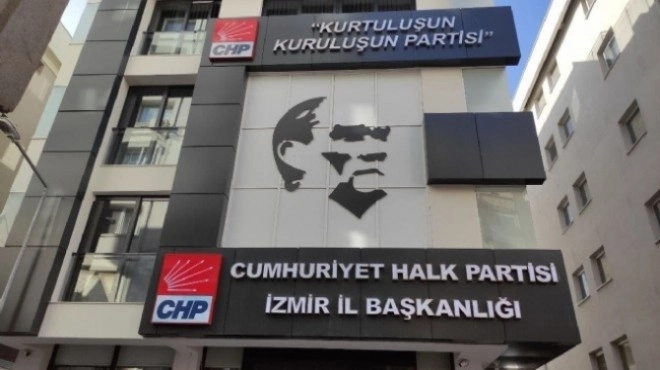 İzmir'de CHP Karıştı