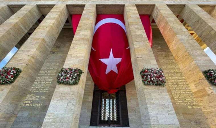 ABB'nin 'Anıtkabir silüetine cami' açıklaması sonrası Candan sürece tepki gösterdi: Anıttan ibaret değil