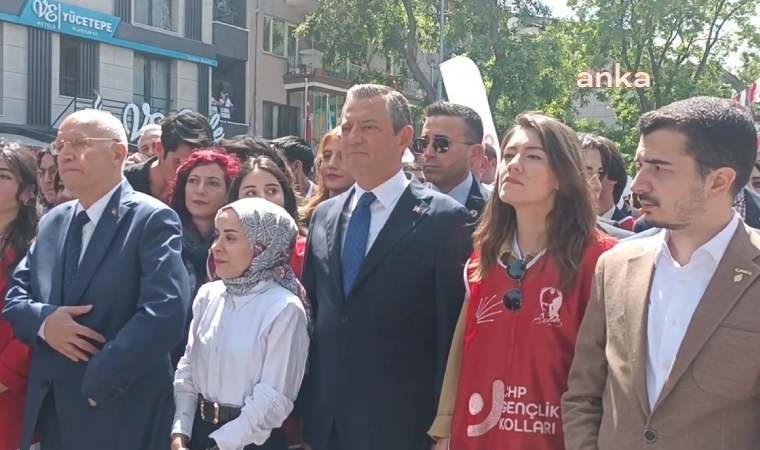 Özgür Özel: Atatürk'ün huzuruna birinci parti olmanın gururuyla çıkıyoruz...