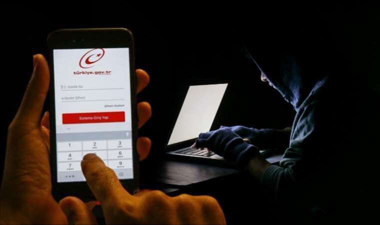 Saray'dan 'e-Devlet verilerinin çalınması'na ilişkin ilk açıklama