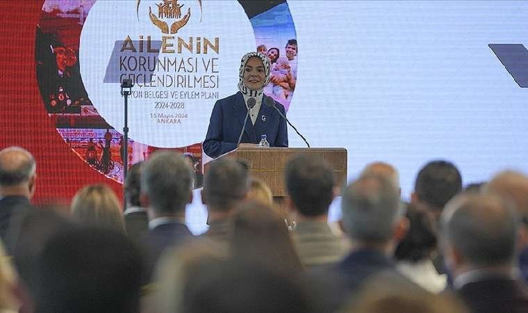 Bakanlığın ‘Ailenin Korunması Vizyon Belgesi’nde ailelere dini rehberlik hedefi yer aldı...