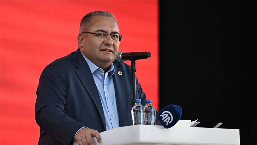 Keçiören Pehlivanı – 1  Pehlivan Chp’nin İçinden Geçti!
