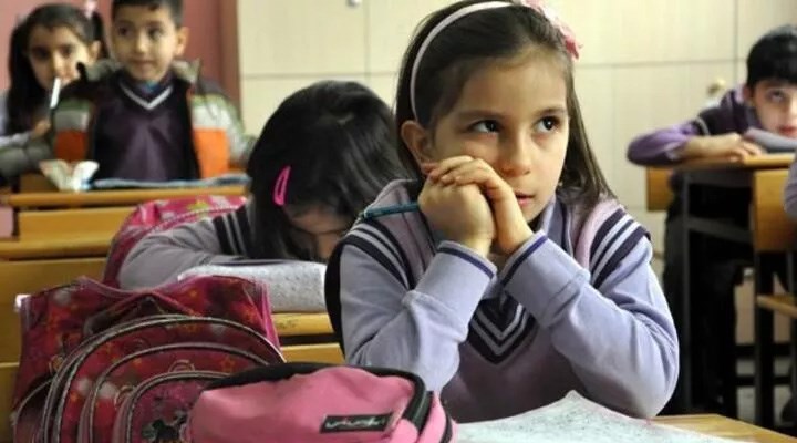  Okul onlara çok uzak: Yüz binlerce kız çocuğu kayıp