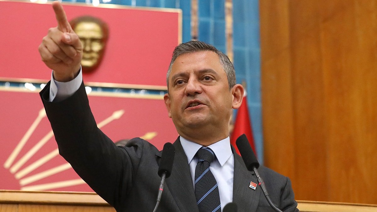 ÖZGÜR ÖZEL: “DEVLET BAHÇELİ’NİN GELDİĞİ YERİ, GEÇMİŞTE SÖYLEDİĞİ HER LAFIN NE KADAR YALAN, BOŞ, HAKSIZ OLDUĞUNU GÖRDÜNÜZ”