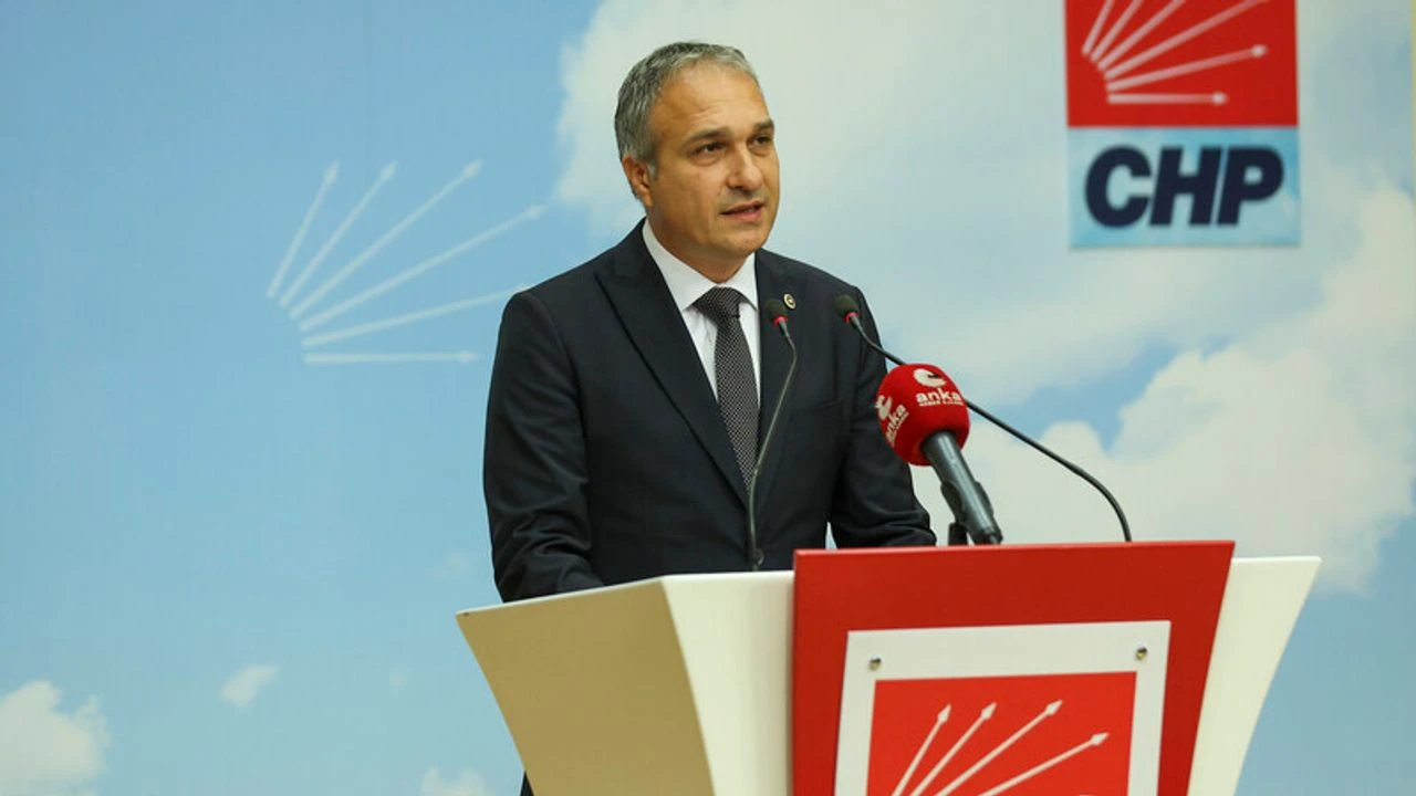 Suat Özçağdaş: 