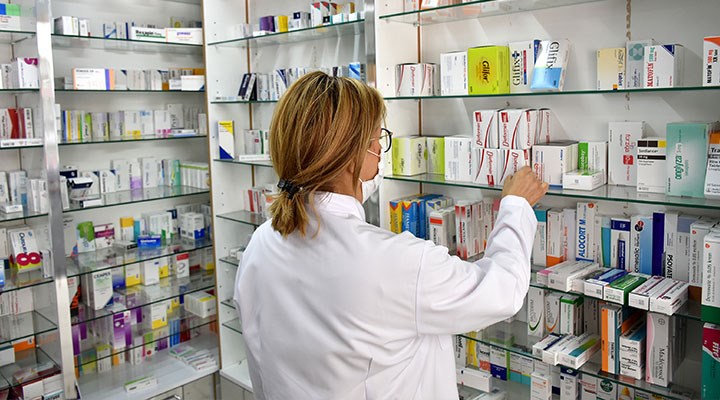 Yeni düzenlemeye eczacılardan tepki: İntikam amaçlı bir darbedir